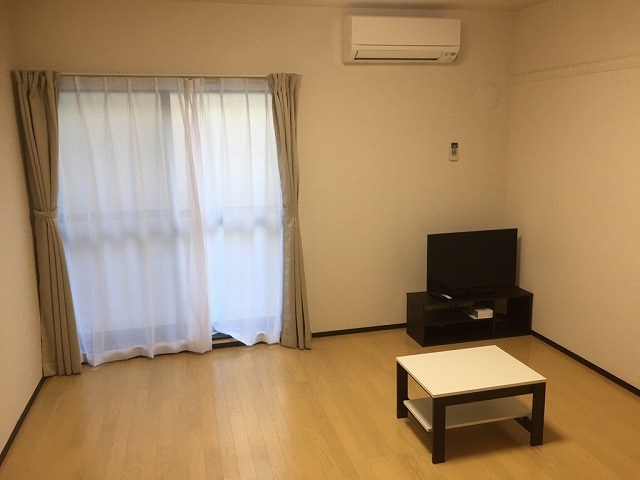 居室・リビング　同等タイプのイメージ写真です。