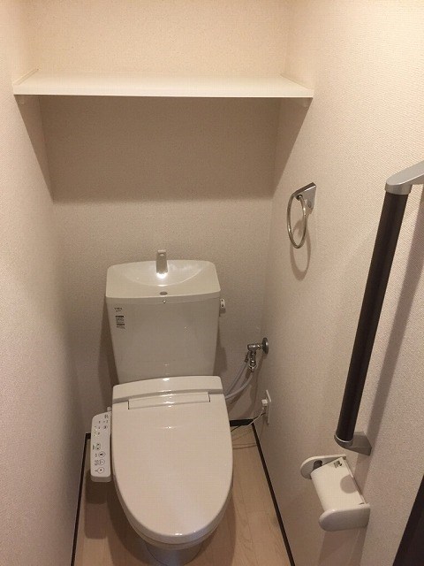 トイレ　同等タイプのイメージ写真です。