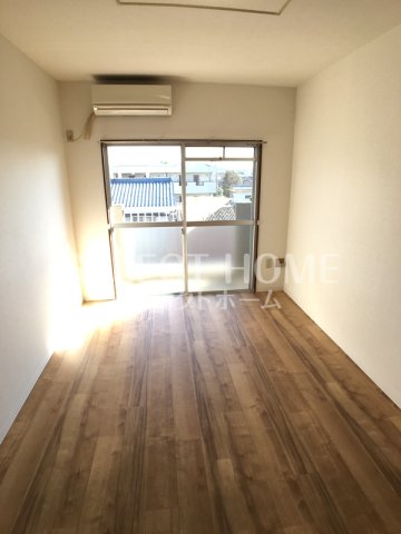 その他部屋・スペース　落ち着いて過ごせるお部屋なので、寝室にいかがでしょうか
