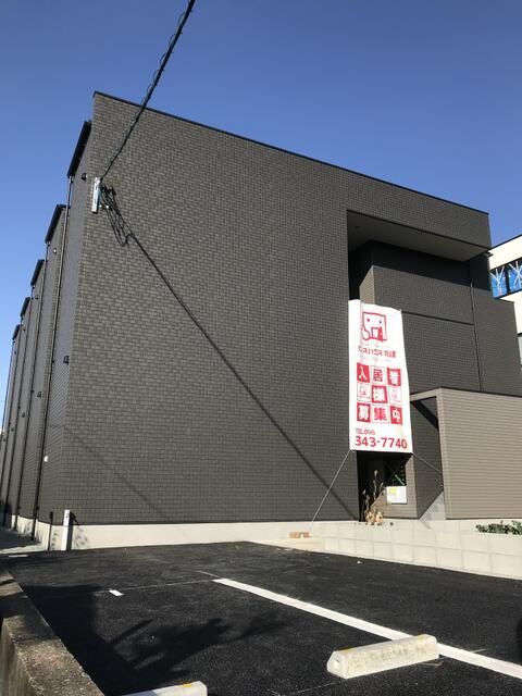 熊本市中央区黒髪のアパートの建物外観