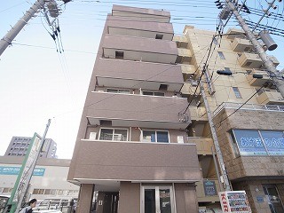 【クレスト・ソナの建物外観】