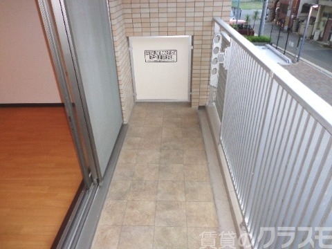 バルコニー　広めのバルコニーです。