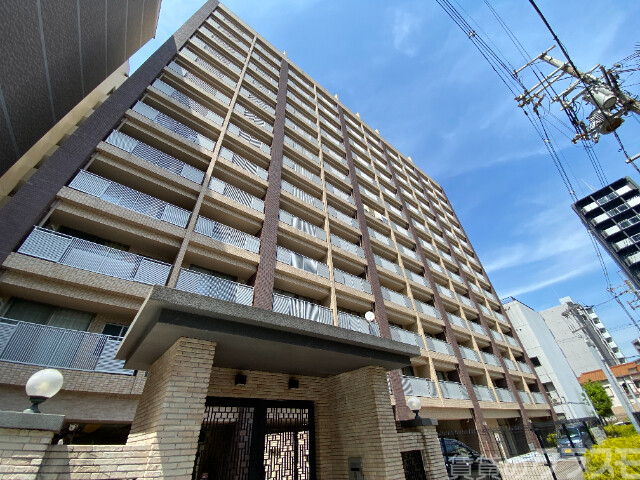 建物外観　全室南向きです！豪華設備満載♪