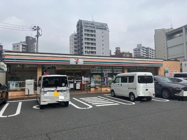 【北九州市小倉北区古船場町のマンションのコンビニ】