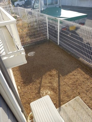 バルコニー　庭