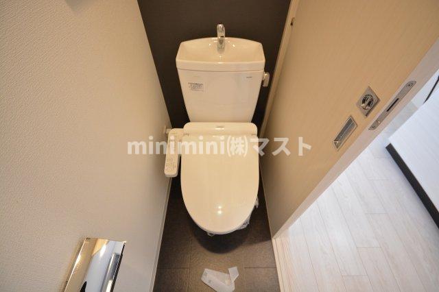 トイレ　※別号室参考写真