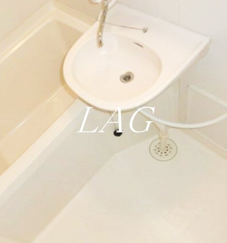 洗面設備　洗面台です。※別部屋参考写真です。