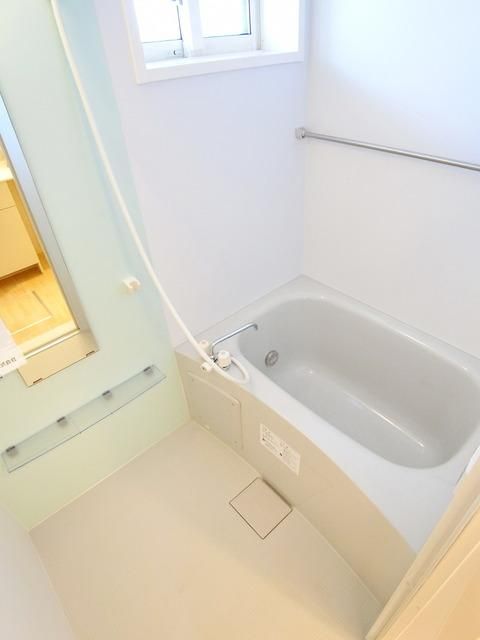 バス・シャワールーム　☆追い焚きついてます