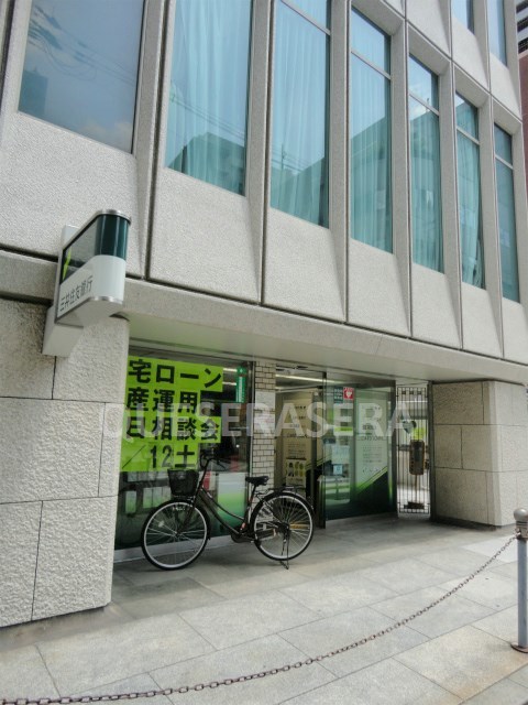 銀行　三井住友銀行大阪中央支店（銀行）まで297m