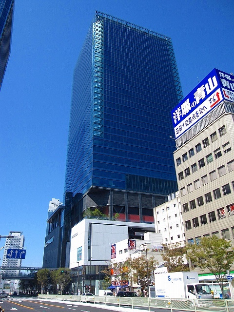 ショッピングセンター　グランフロント大阪北館（ショッピングセンター）まで435m