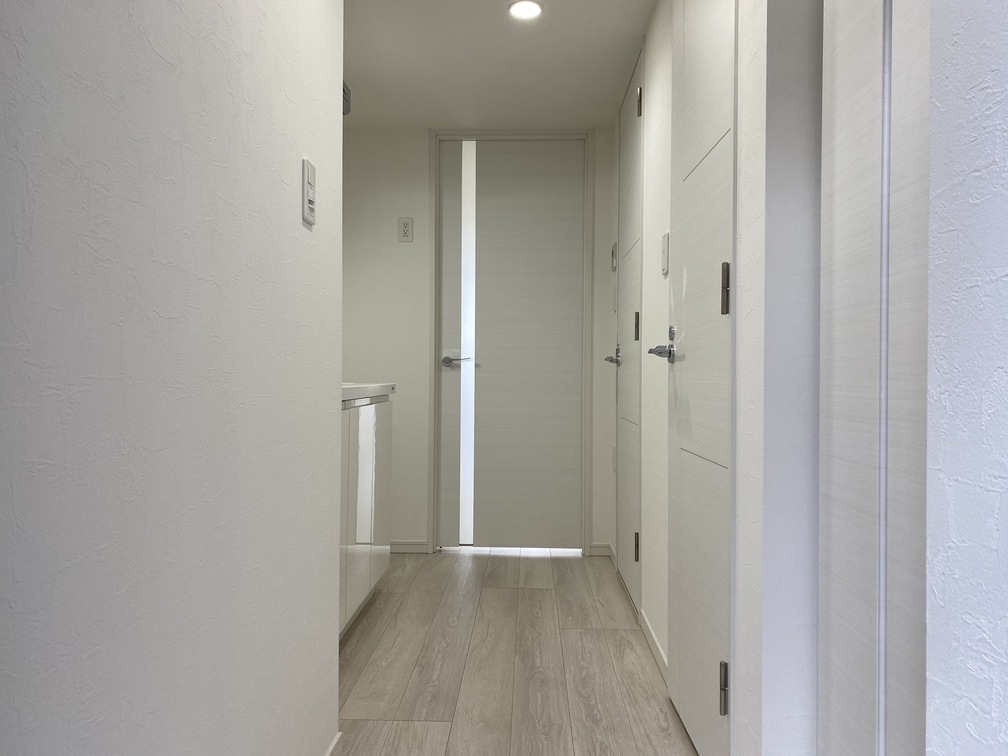 玄関　■室内参考写真