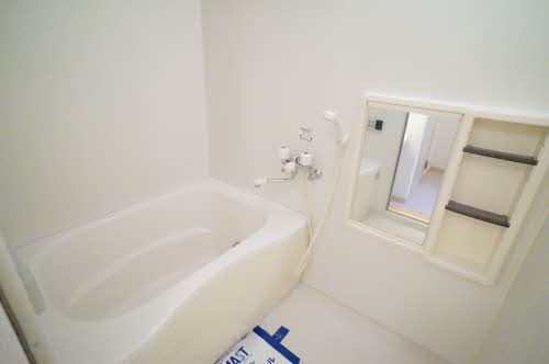 バス・シャワールーム　バスルーム