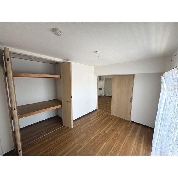 収納　同物件同間取り別号室