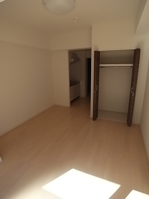 居室・リビング　見ての通り日当たり良好のお部屋です。