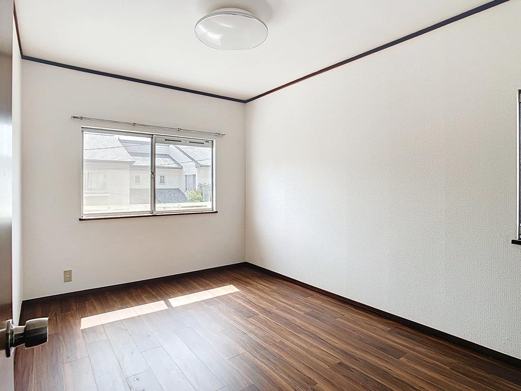 その他　参照：6号室反転