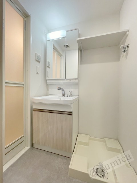 洗面設備　洗面脱衣所付き！独立洗面台が便利です♪♪