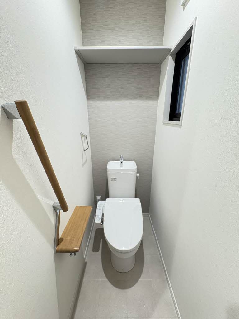 ＪＲ信越本線 長岡駅 徒歩20分 2階建 築26年のトイレ写真