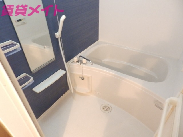 バス・シャワールーム　同物件別室反転タイプ画像