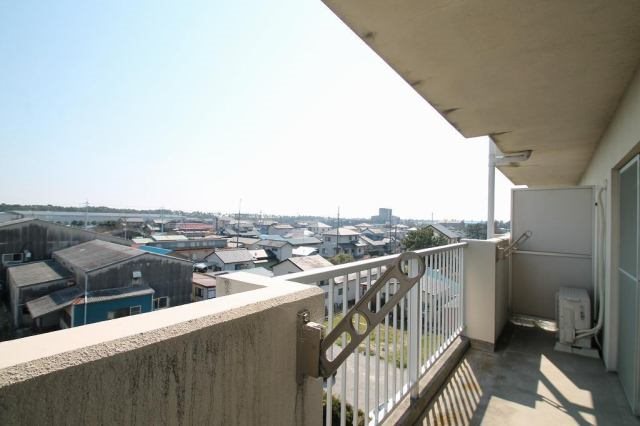 バルコニー　※他部屋参照・現況優先