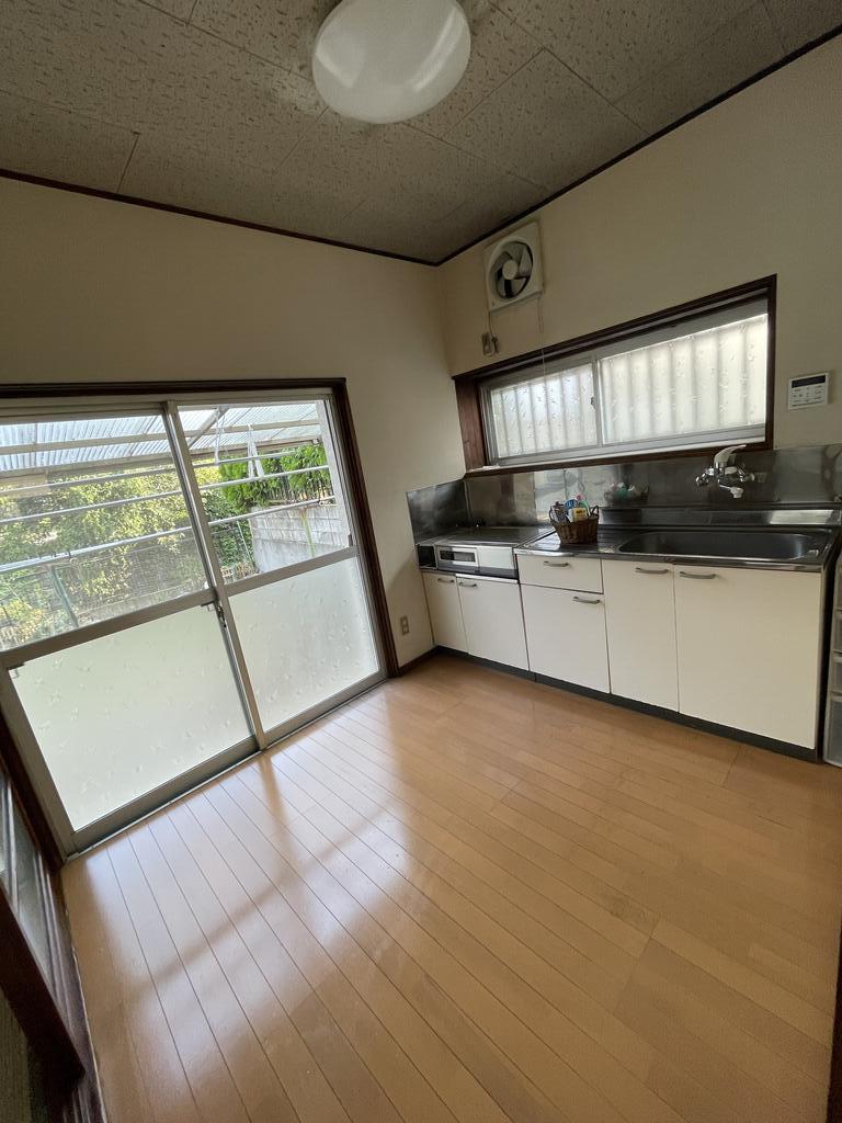 富田貸家のキッチン写真