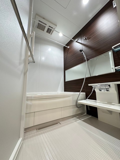 バス・シャワールーム　★浴室乾燥・追い焚き★