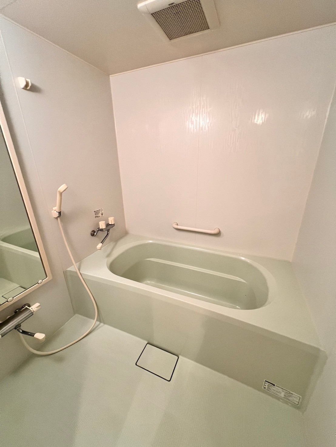 バス・シャワールーム　写真反転