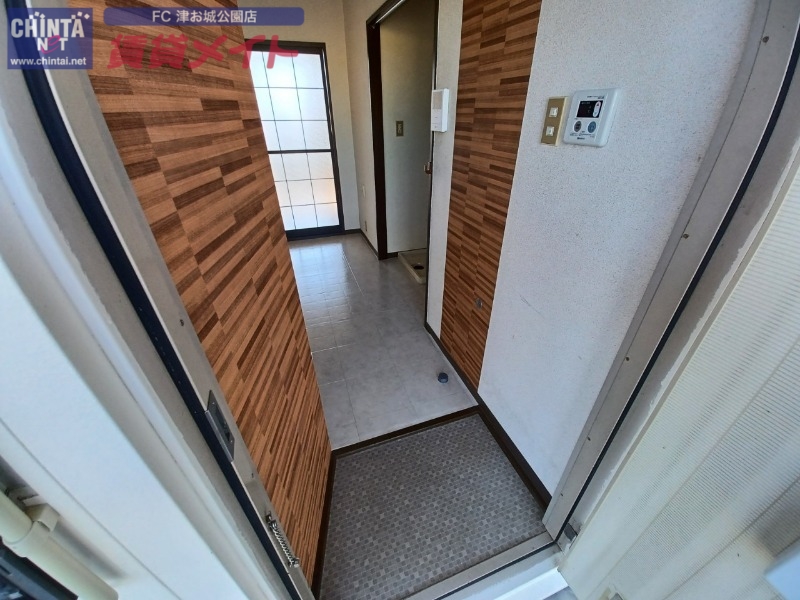 玄関　同型参考写真