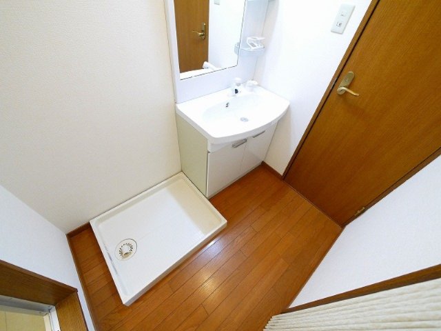 その他設備　室内洗濯機置き場です