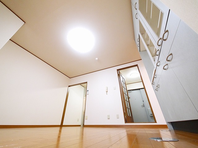 居室・リビング　使いやすい居間です