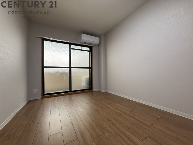 洗面設備　浴室に洗面台付きです！