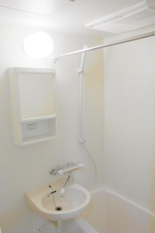 バス・シャワールーム　※同タイプ参考写真