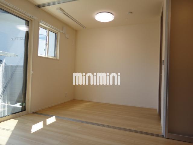 居室・リビング　綺麗な洋室