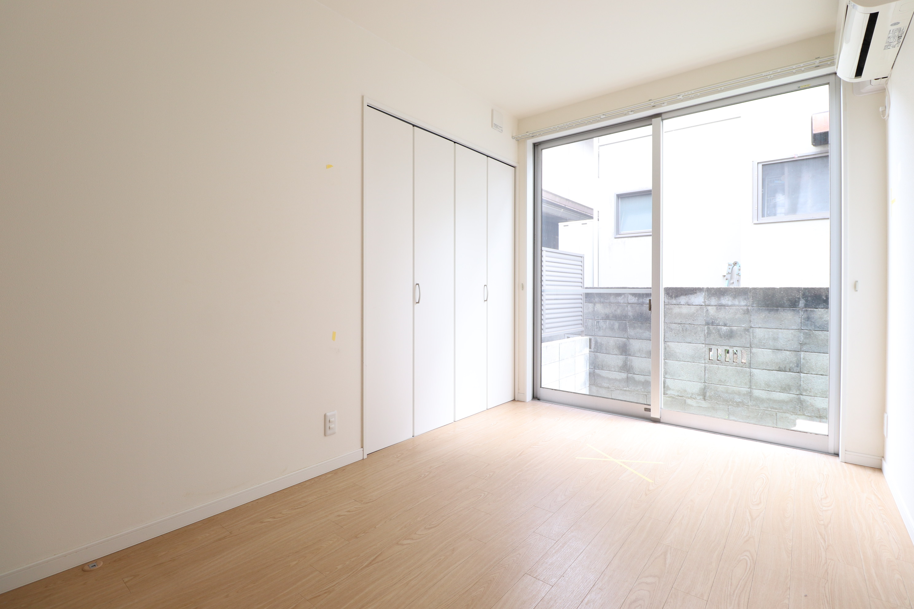 トイレ　温水洗浄便座です♪