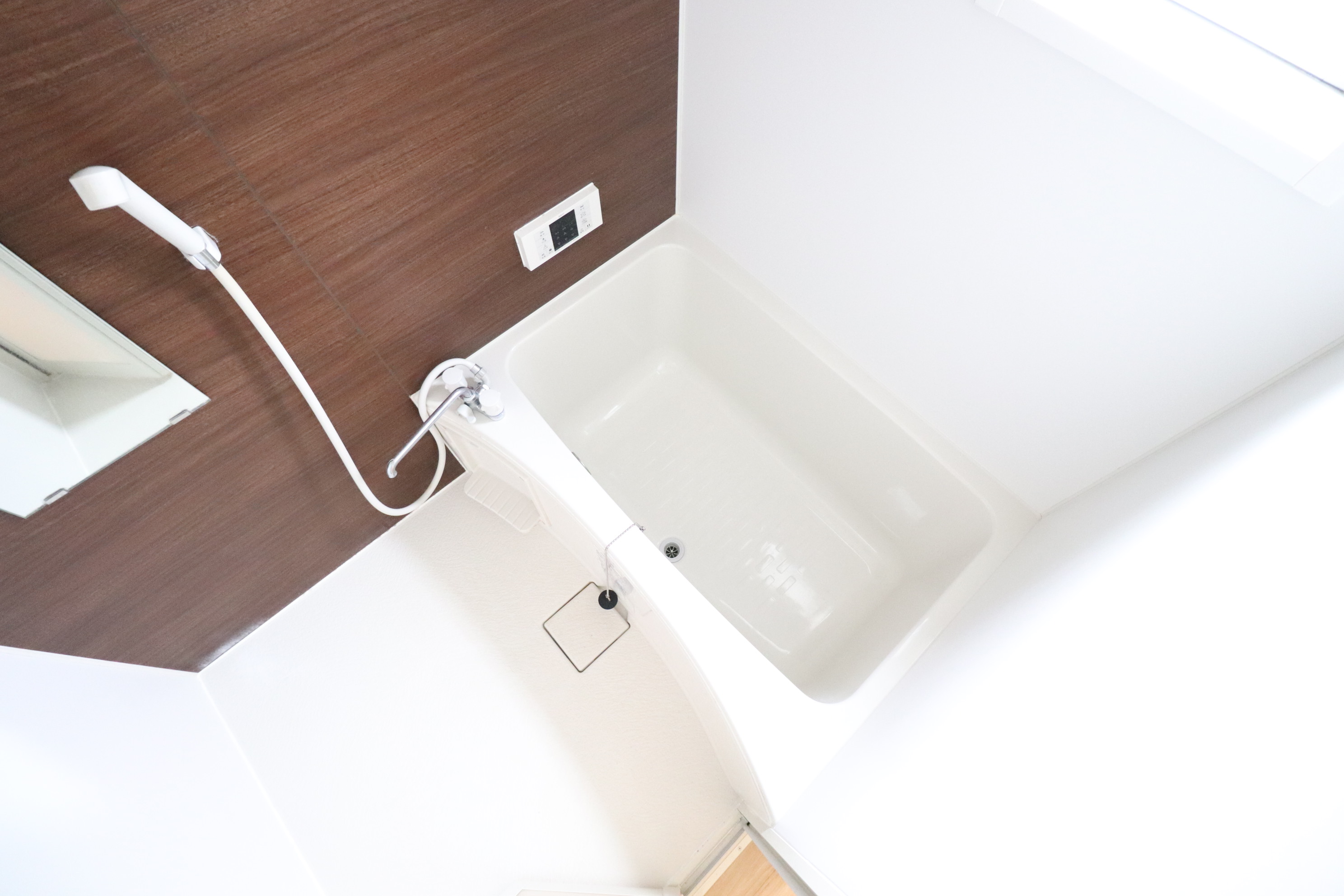 バス・シャワールーム　浴室乾燥機付です♪