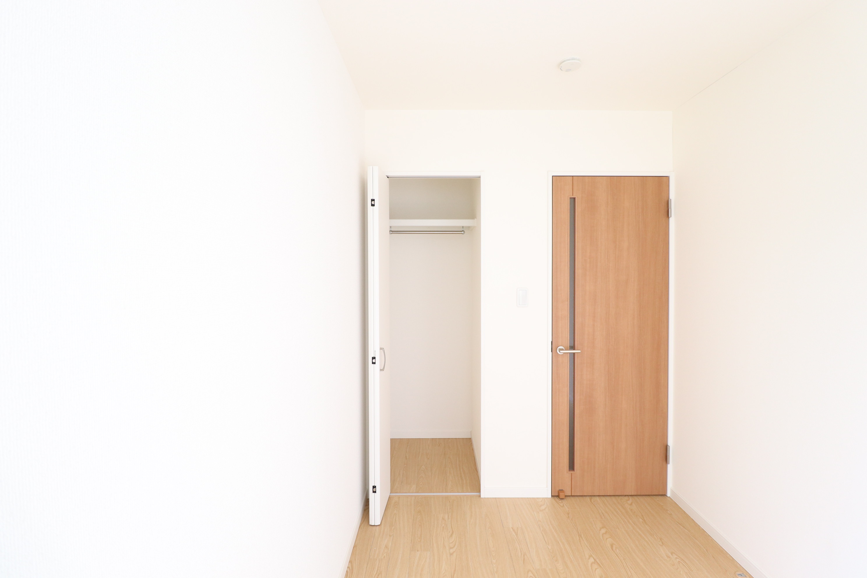 キッチン　カウンターシステムキッチンです♪3口コンロ♪