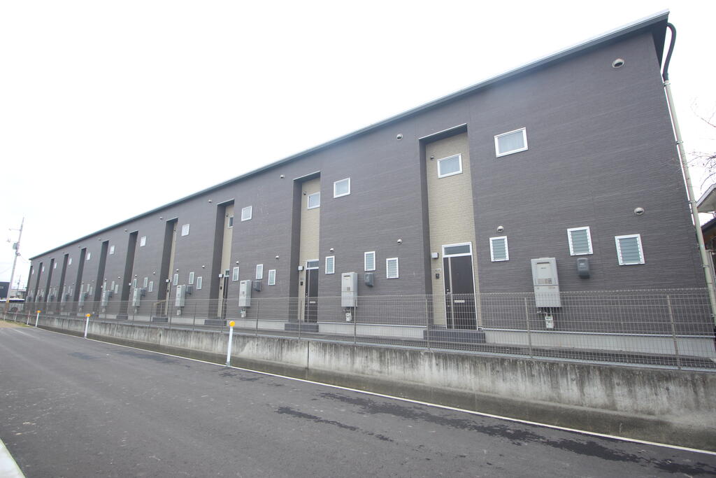 建物外観　人気のタウンハウス！