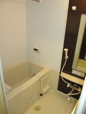 バス・シャワールーム　同物件別号室