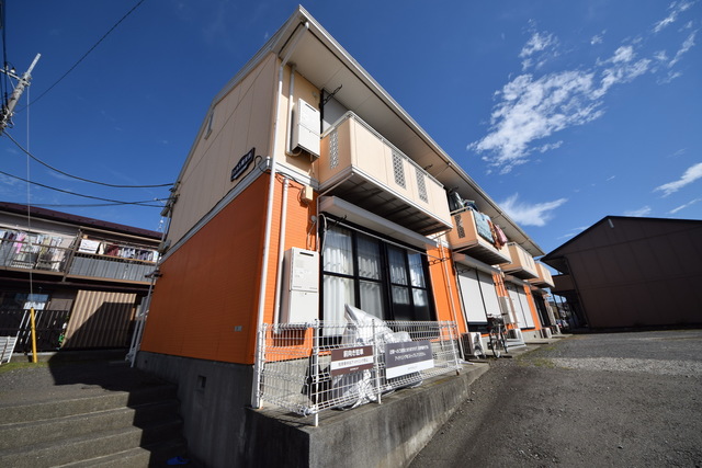 建物外観　～青い空、白い雲っ～