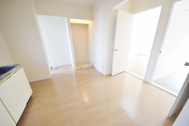 居室・リビング　～家族団欒はこちらです～別号室参考写真