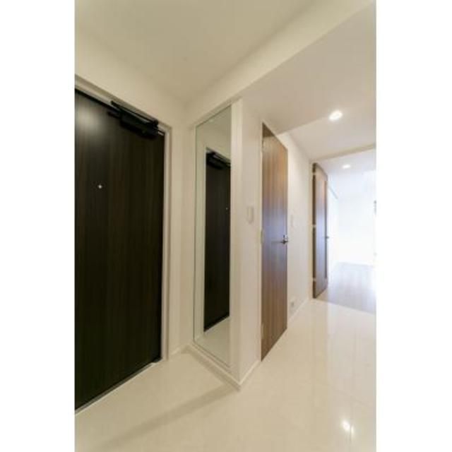 玄関　※別部屋参考写真