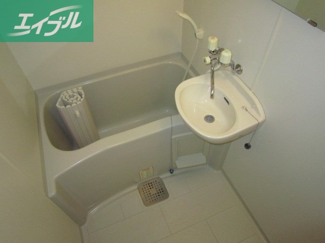 バス・シャワールーム　バス（イメージ）