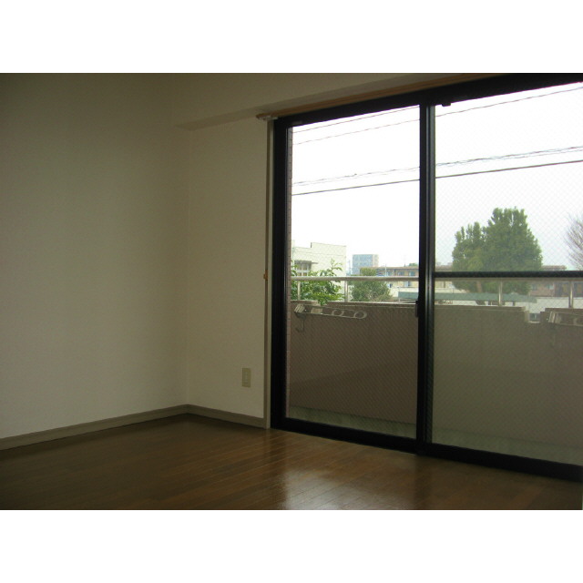 バルコニー　洋室