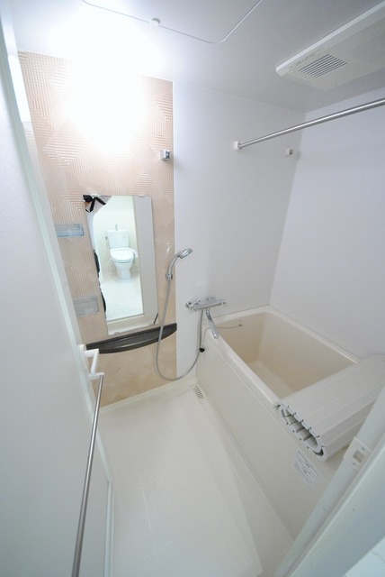 バス・シャワールーム　写真は５１１号室