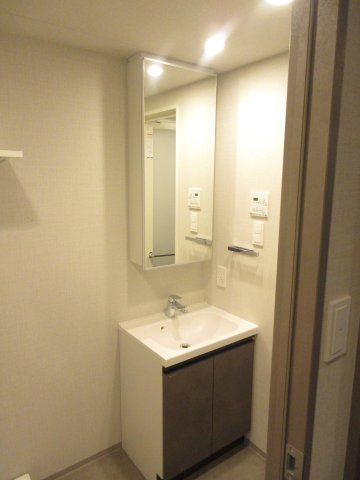 洗面設備　※同タイプ別号室