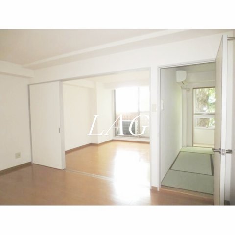 居室・リビング　洋室のお部屋です。