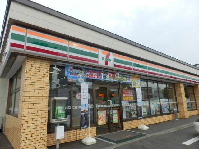 コンビニ　セブンイレブン札幌伏古3条店（コンビニ）まで211m