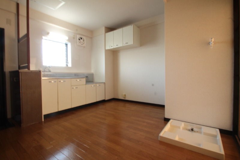 居室・リビング　※同タイプの写真です