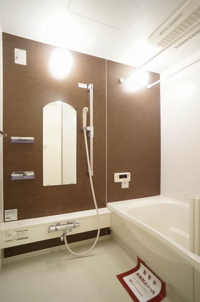 バス・シャワールーム　浴室