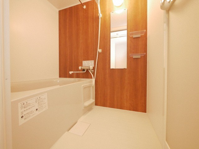 バス・シャワールーム　バス