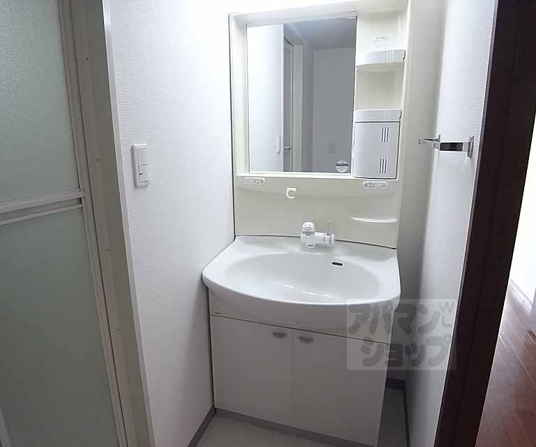 洗面設備　シャンプードレッサー